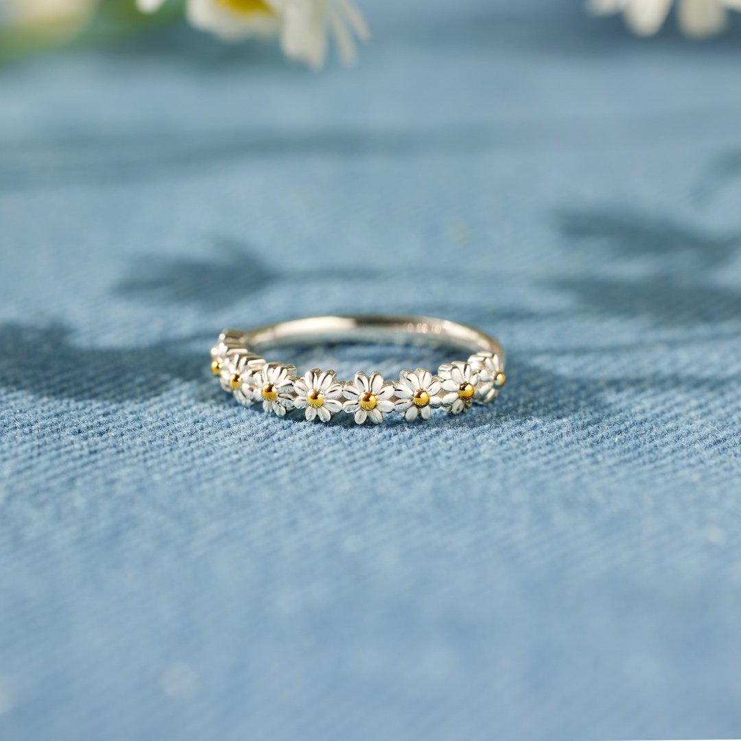 Daisy Ring, view 6