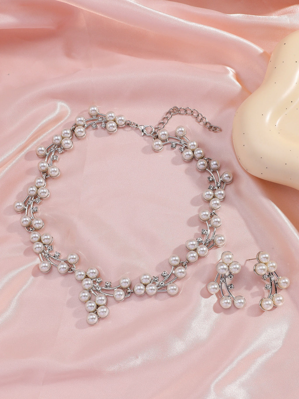 Imitation Pearl Necklace & Earrings Set