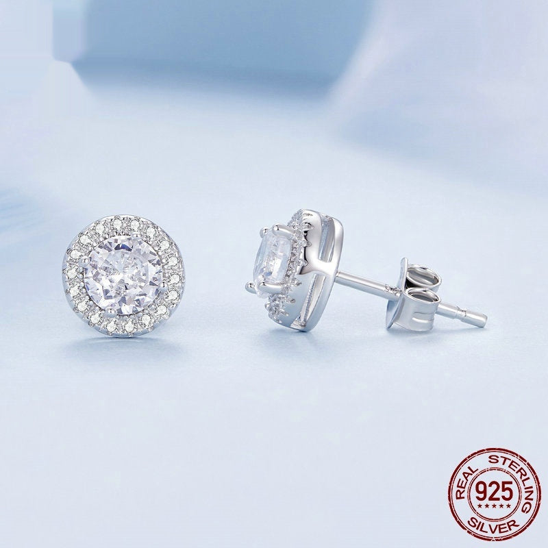 Halo Studs