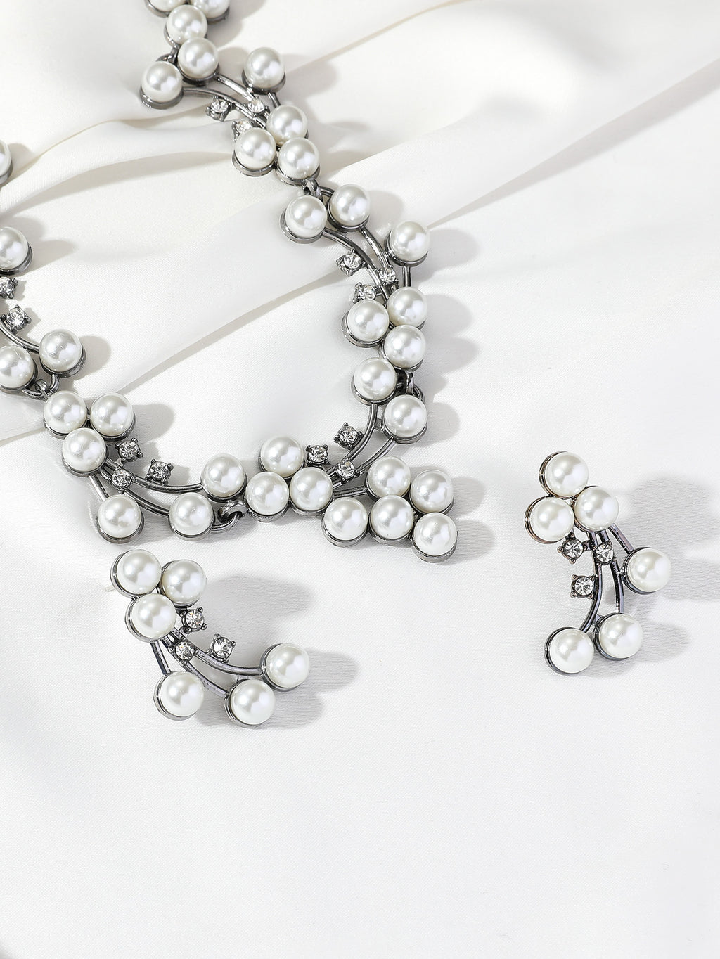 Imitation Pearl Necklace & Earrings Set, view 2